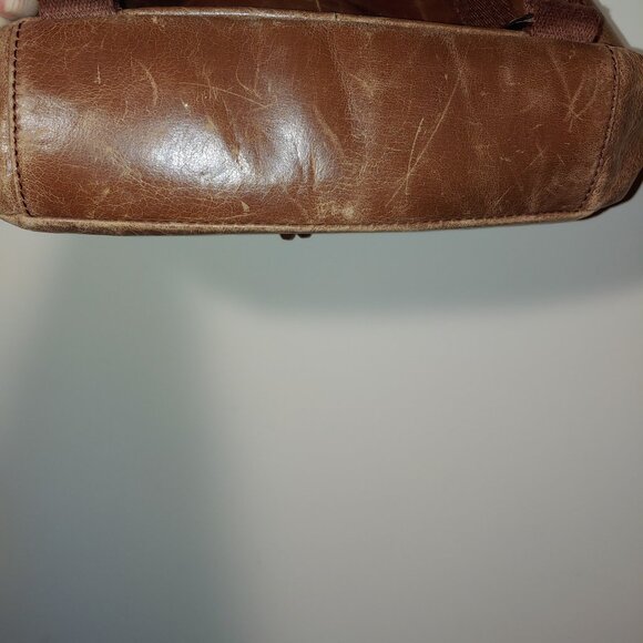 - The Sak Ventura Distressed Vintage Leather Convertible Backpack Bag Brow… - Picture 14 of 16